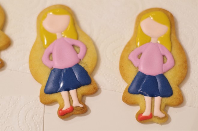 doctorcookies galletas decoradas muñeca Emma (4).JPG